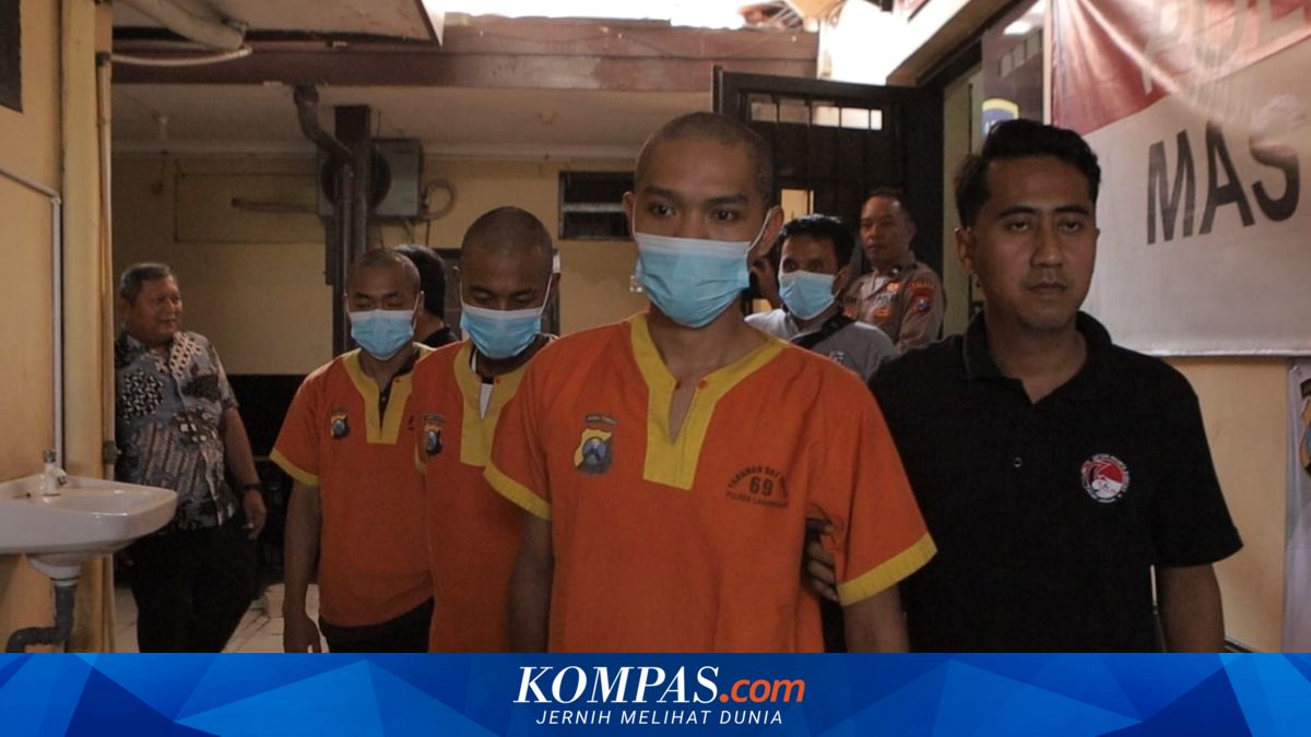 Barang bukti sabu dan tersangka kasus narkoba di Polres Lamongan
