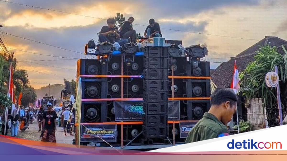 Ilustrasi truk pengangkut sound horeg berukuran besar di jalanan
