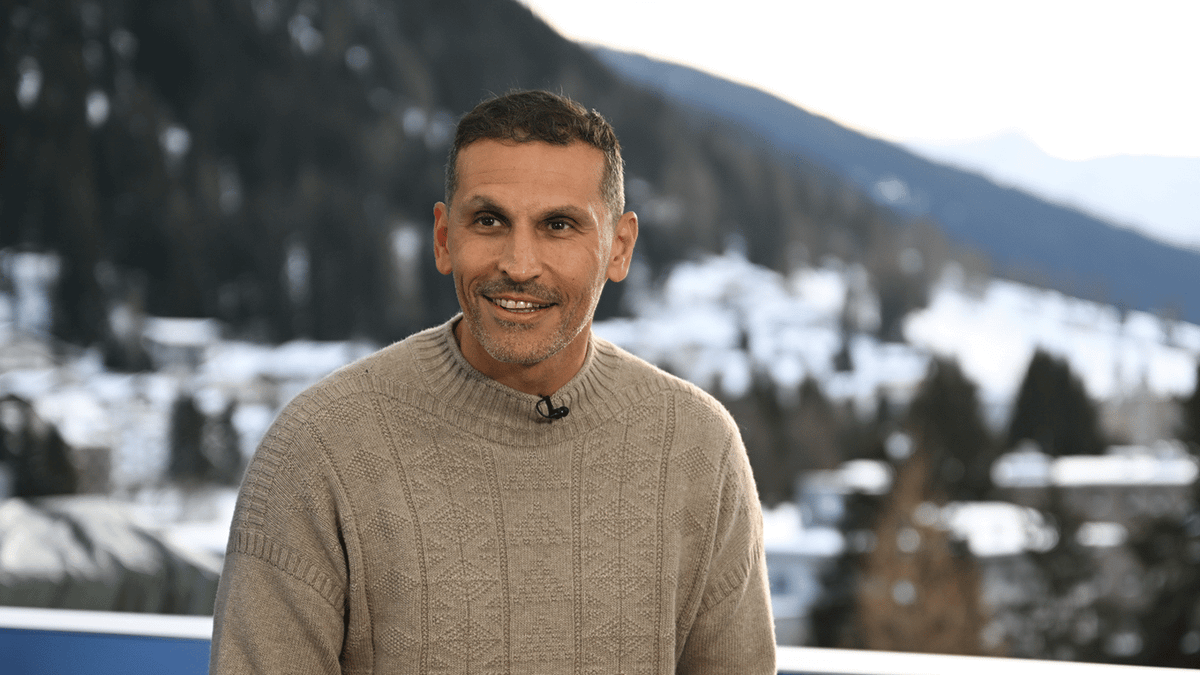 Khaldoon Al Mubarak ketua Manchester City mengeluarkan surat terbuka