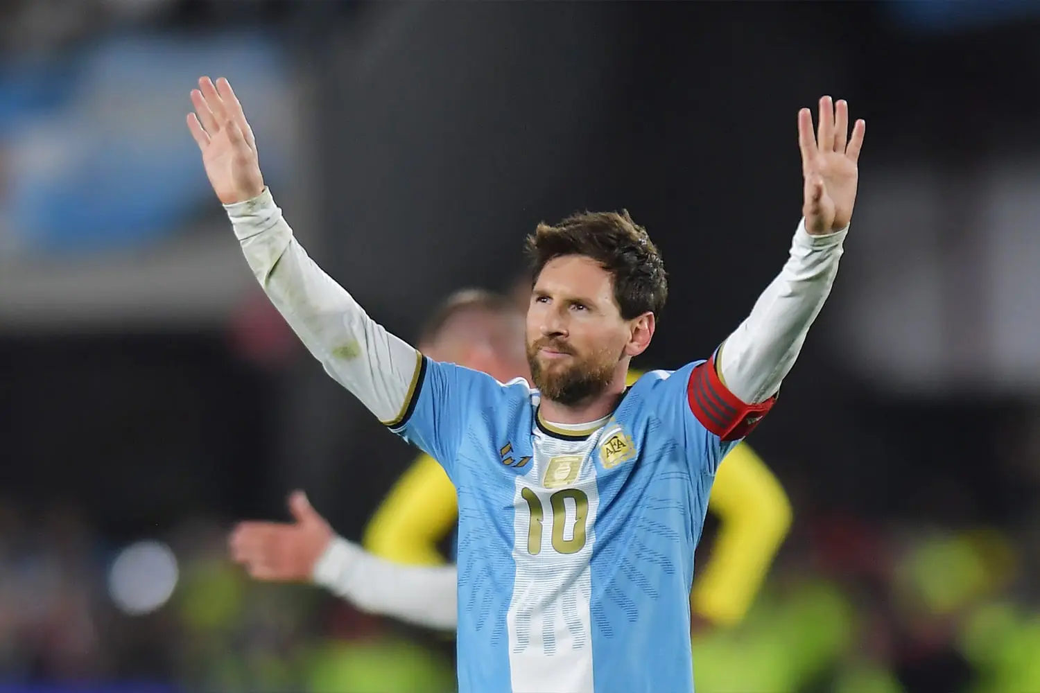 Lionel Messi merayakan gol terakhirnya bersama Tim Nasional Argentina di Estadio Monumental