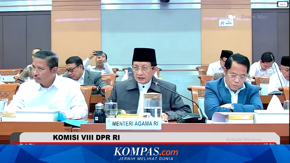 Menteri Agama Nasaruddin Umar dalam rapat kerja bersama Komisi VIII DPR RI