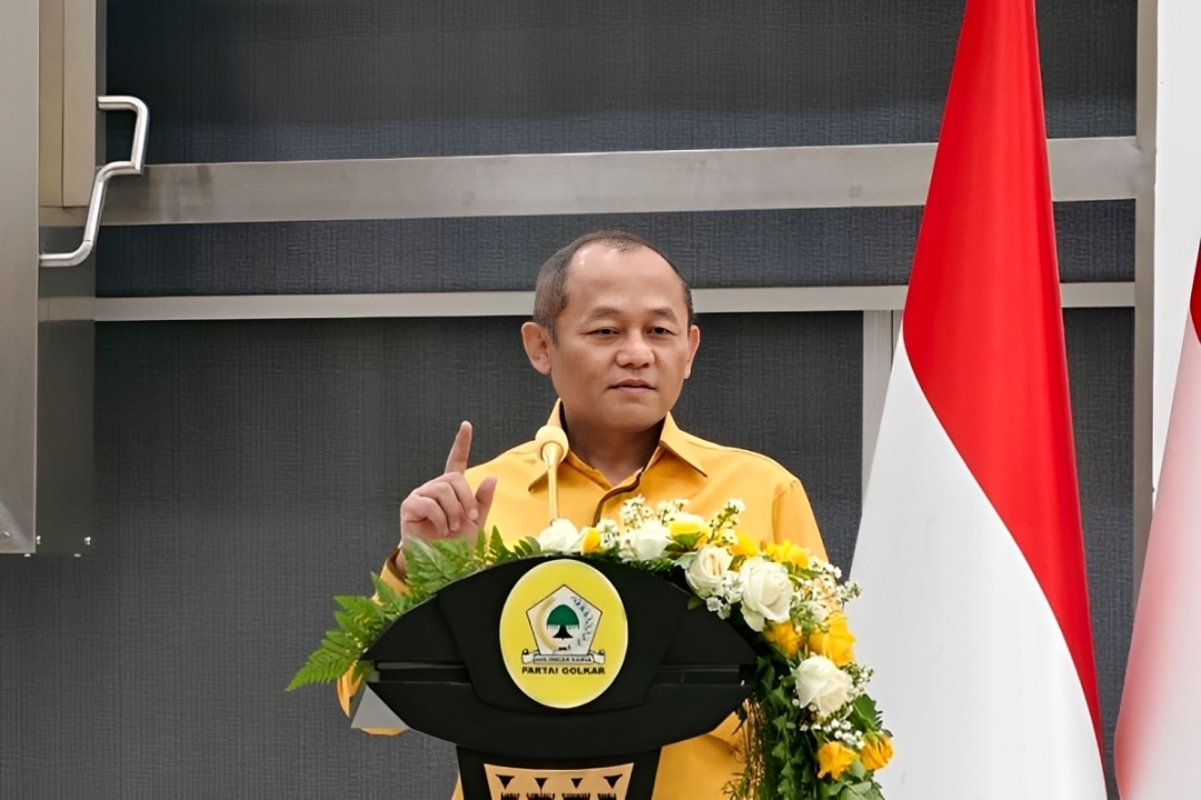 Muhammad Sarmuji Menteri Perindustrian Republik Indonesia