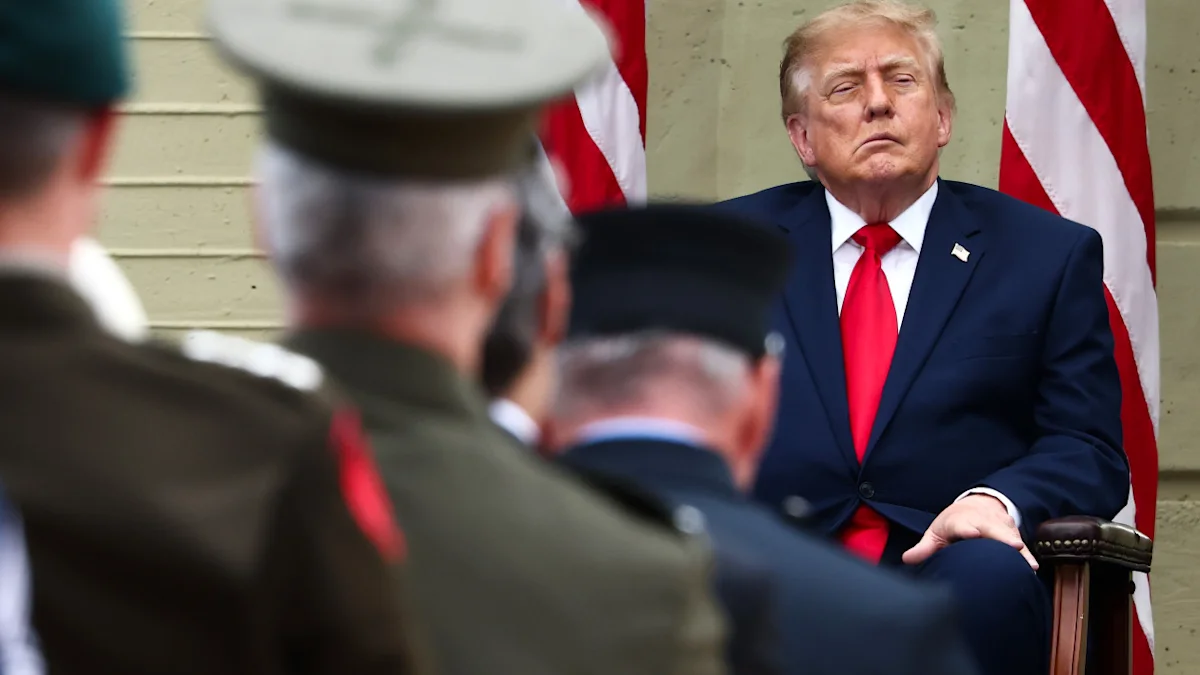 Presiden AS Donald Trump membahas lonjakan harga minyak mentah dan inflasi