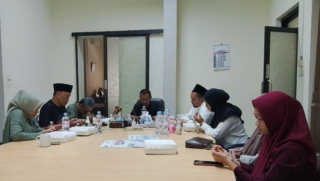 PWI Jawa Timur menggelar doa bersama untuk keselamatan jurnalis yang hilang