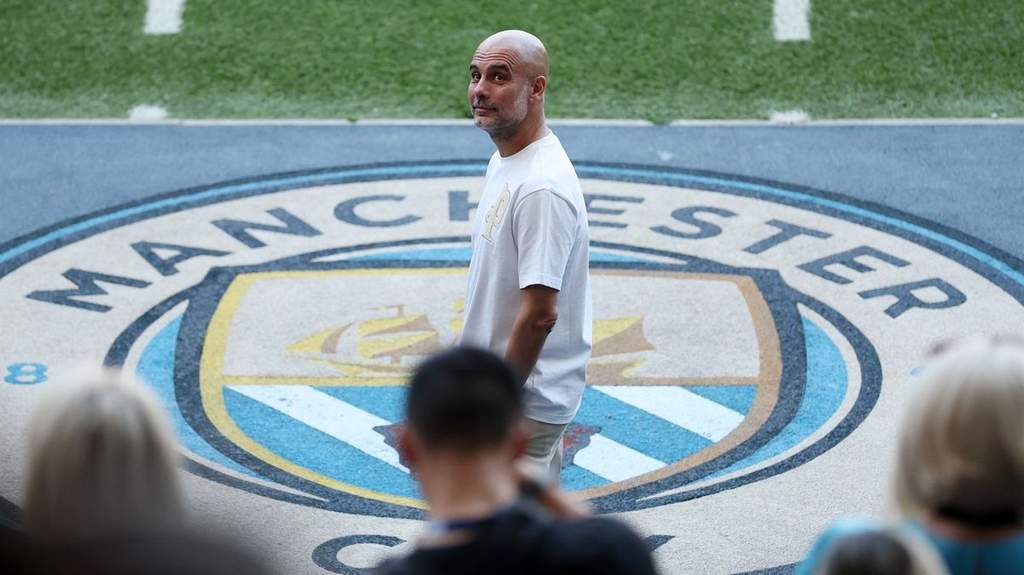 Pemain Manchester City di lapangan hijau dalam laga Premier League