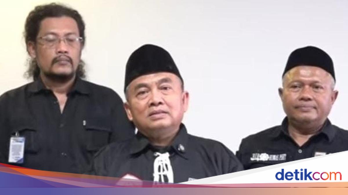 Suasana Padepokan PSHT di Madiun saat rencana kegiatan Parapatan Luhur ditunda.