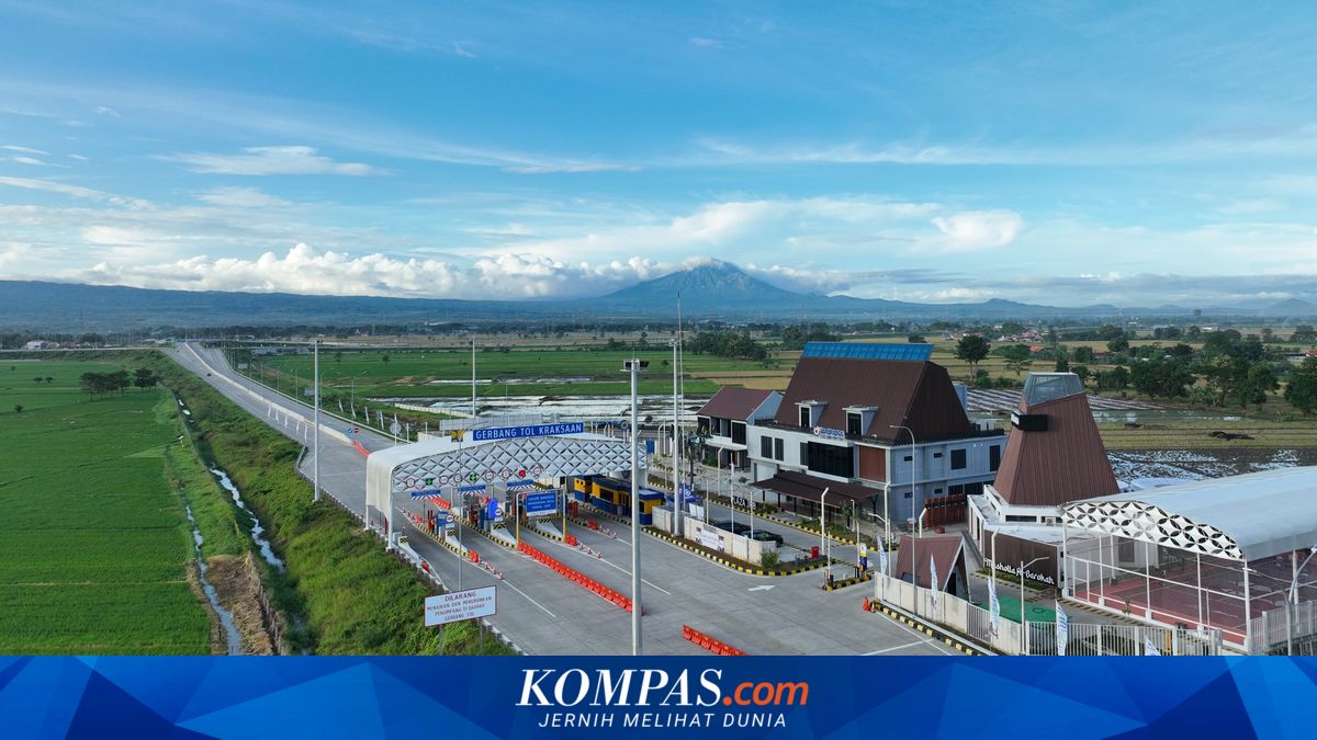 Suasana pembukaan Jalan Tol Prosiwangi segmen Gending Paiton