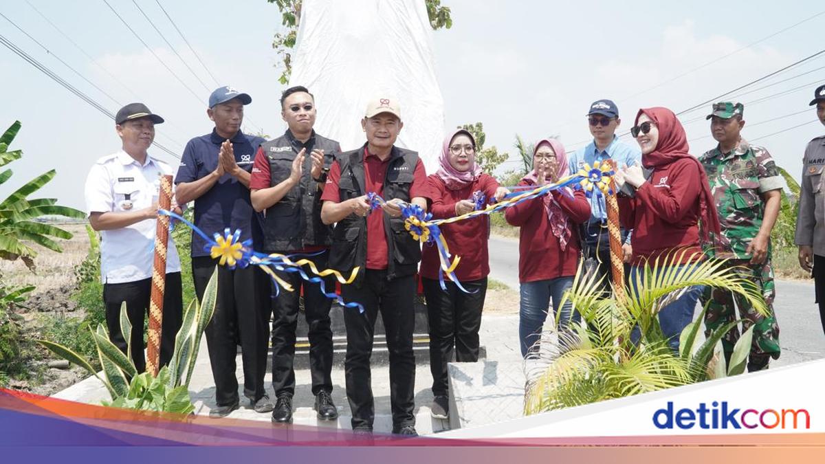 Suasana peresmian program percontohan peternakan di Lamongan