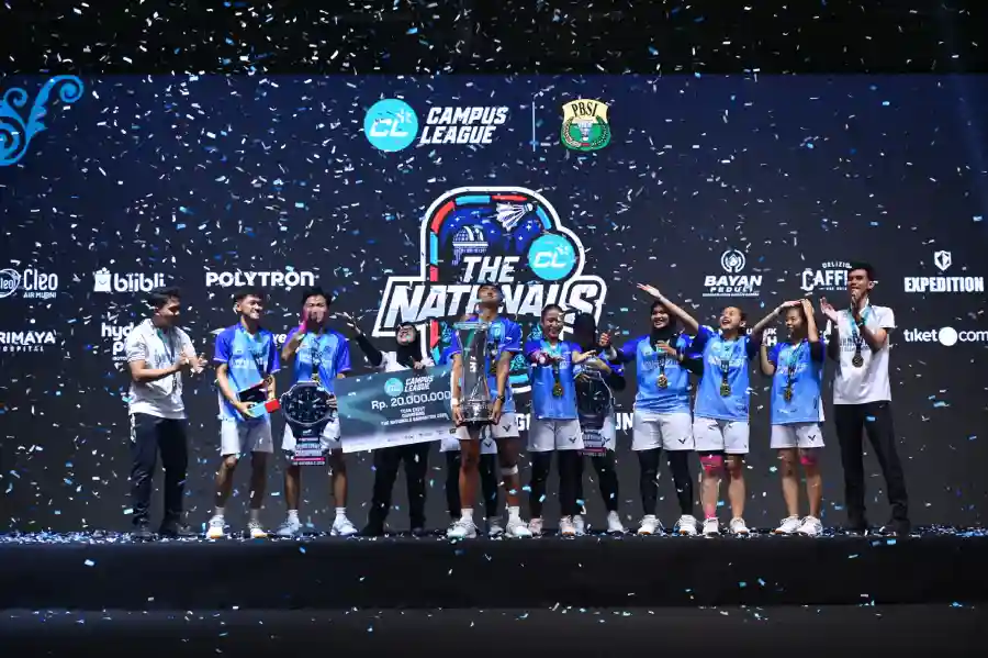Tim UNS Surakarta merayakan kemenangan di final Campus League Badminton 2026