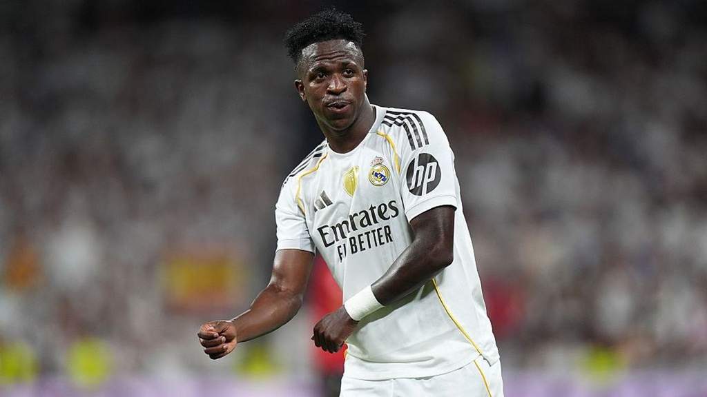 Vinicius Jr dan Mikel Arteta dalam rumor transfer Arsenal
